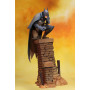 Статуя из фильма Бэтмен: Готэм в газовом свете - Бэтмен (Batman)