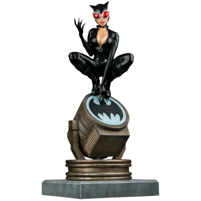 Статуя Женщина-кошка на бэт-сигнале (Catwoman) Limited Edition